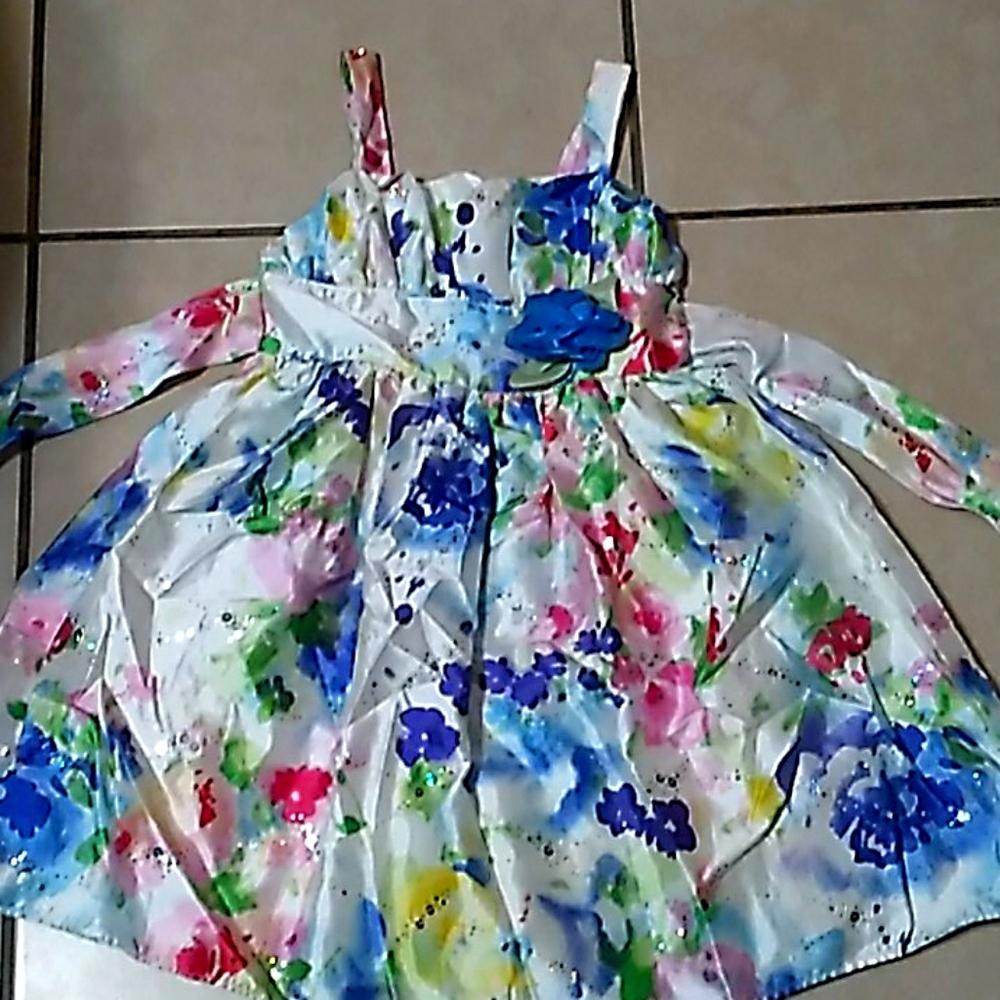 Girls dress